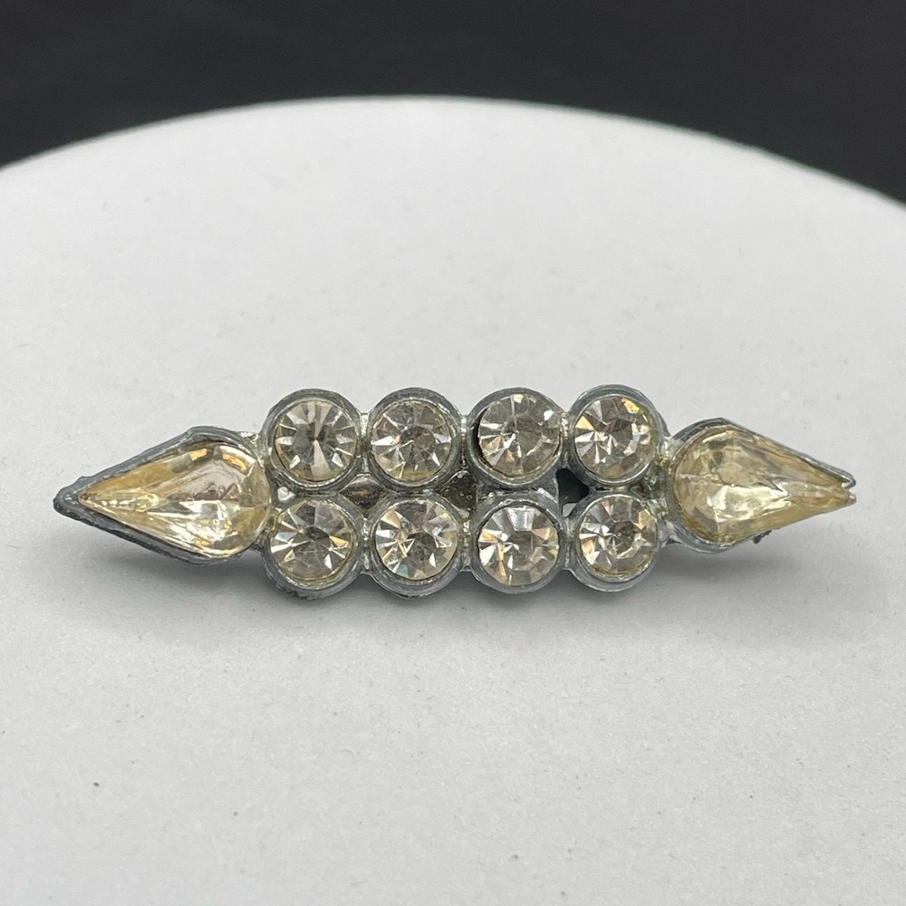 Vintage Rhinestone Bar Brooch w/ Clear Round & Teardrop Stones Statement Retro